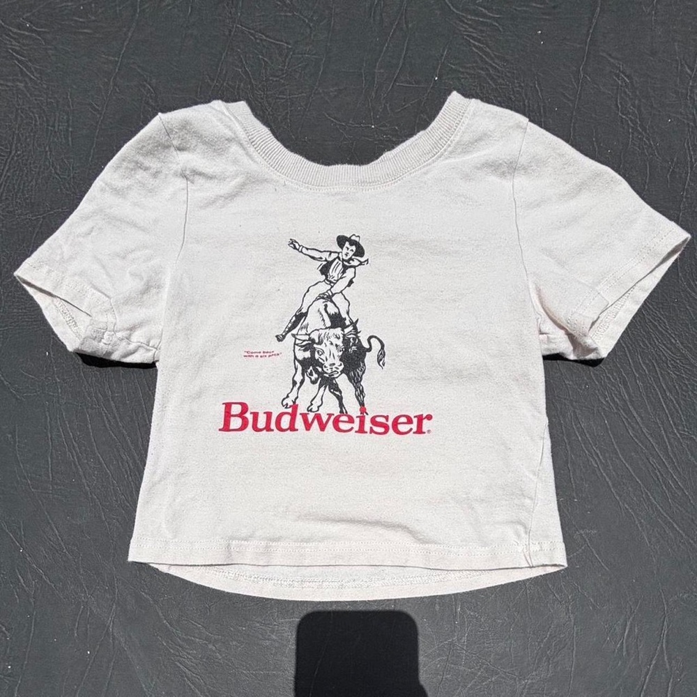 PacSun Women's Cream and Red T-shirt